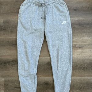 Nike Gray Jogger Sweatpants